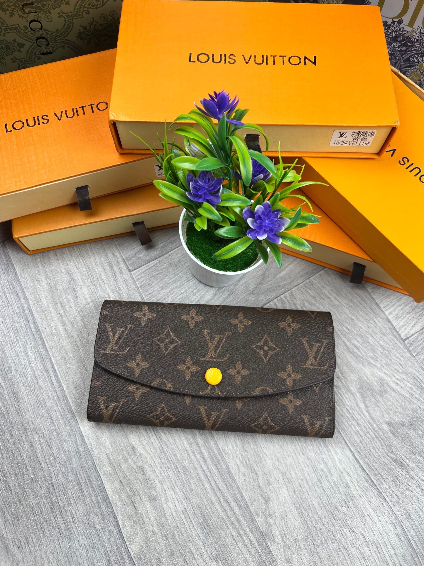 LV purse