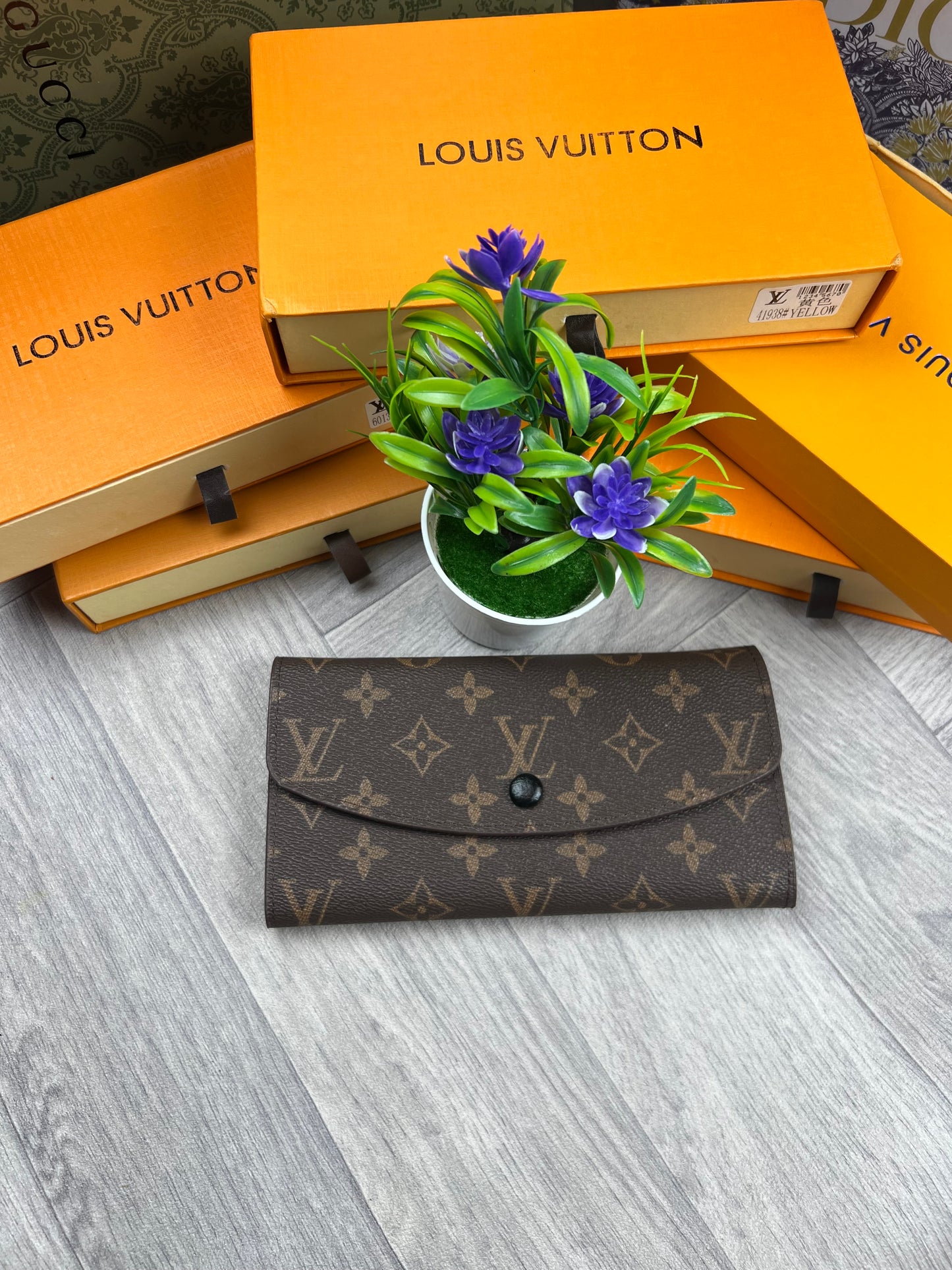 LV purse