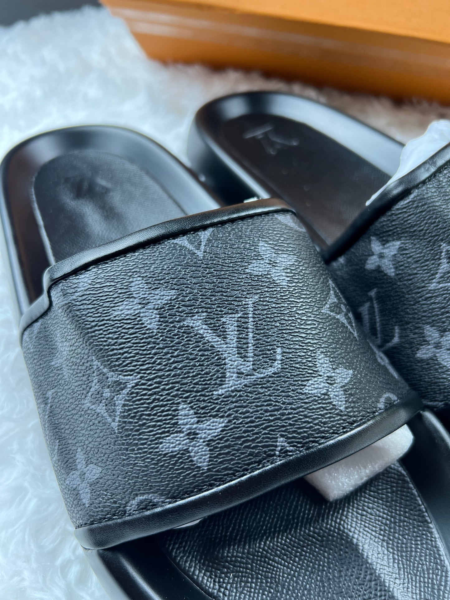 LV monogram sliders