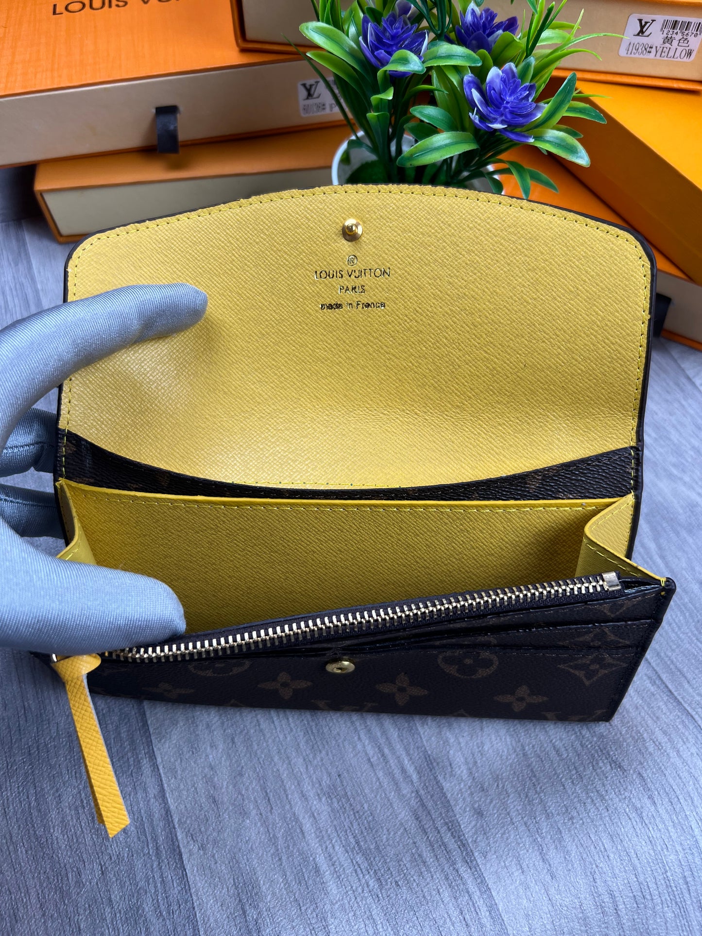 LV purse