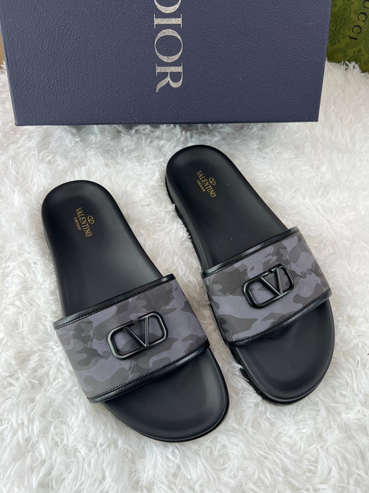 Valentino Sliders