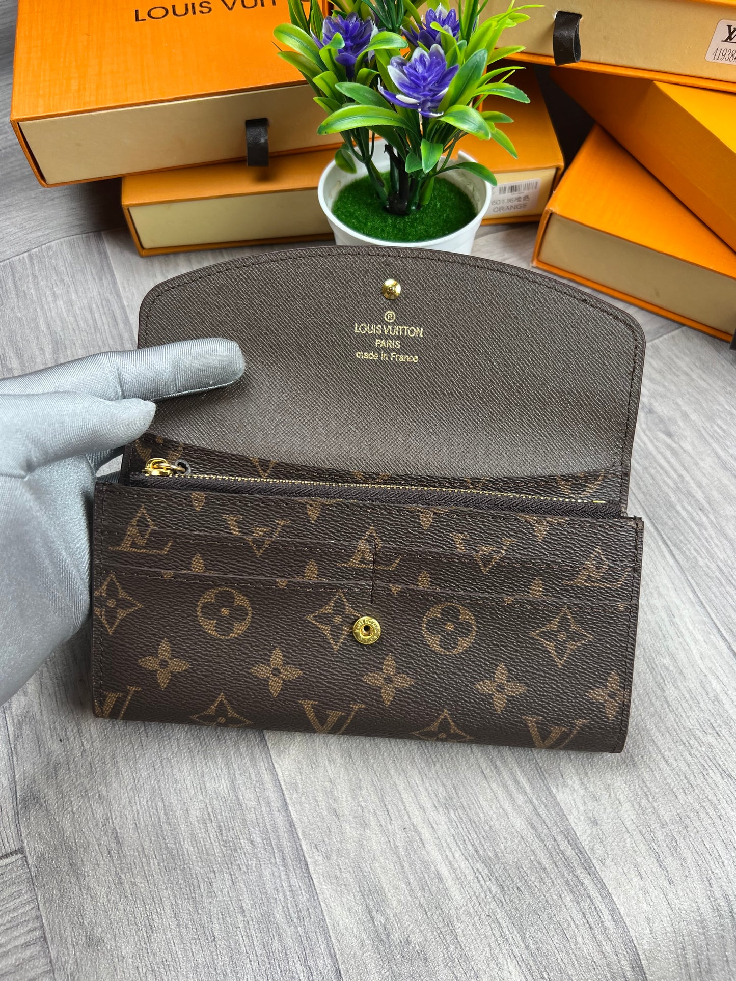 LV purse