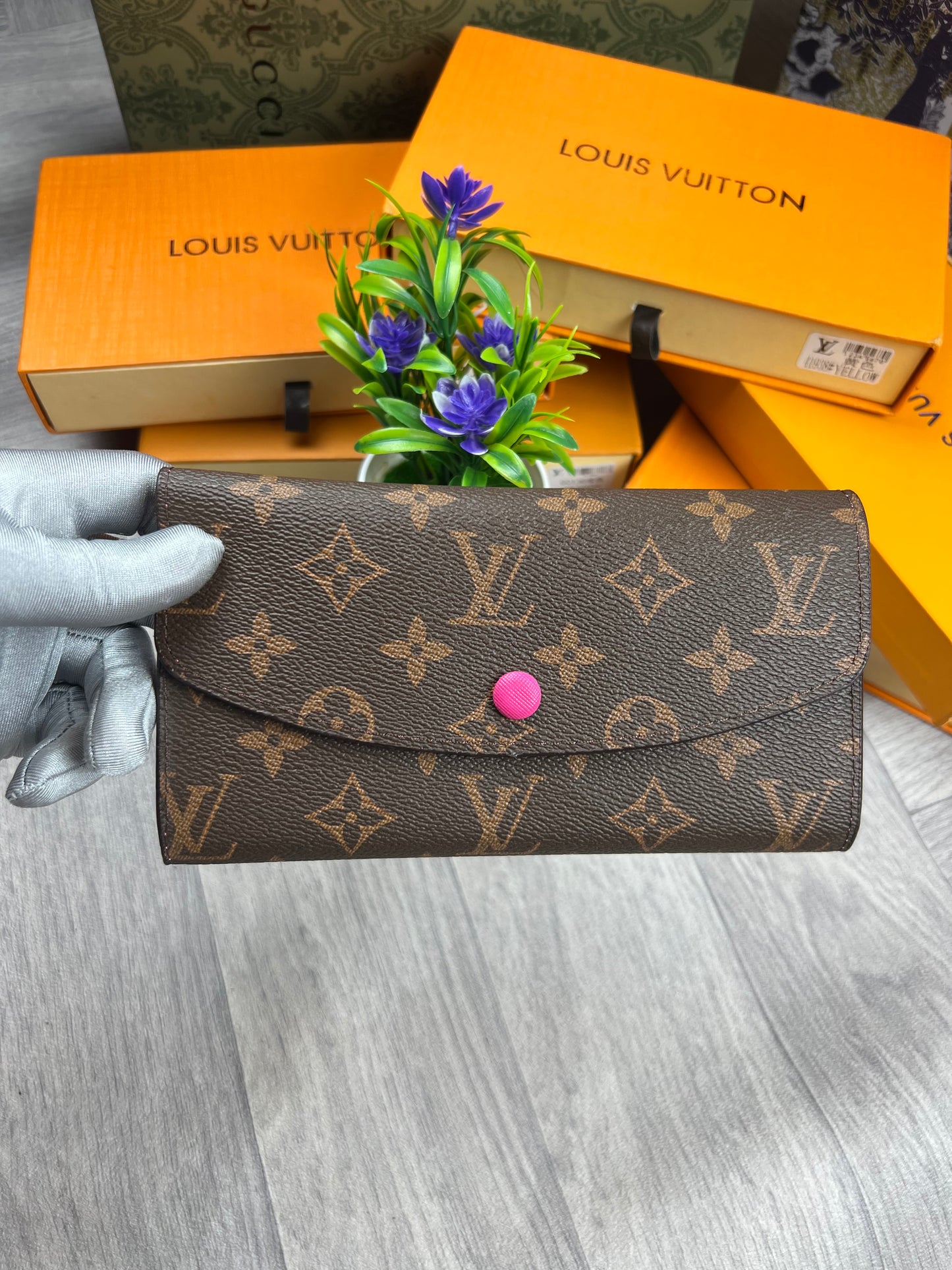 LV purse