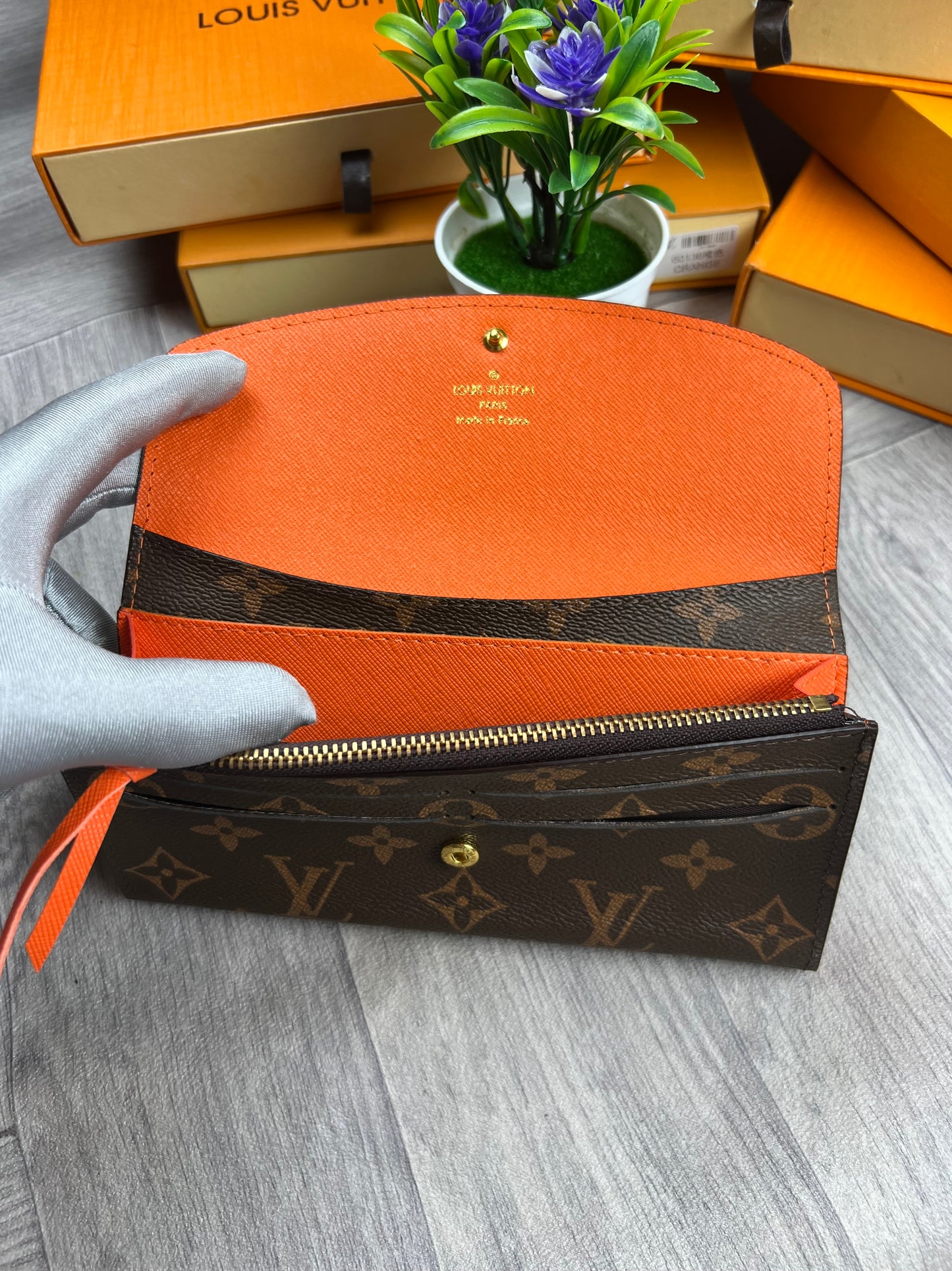 LV purse